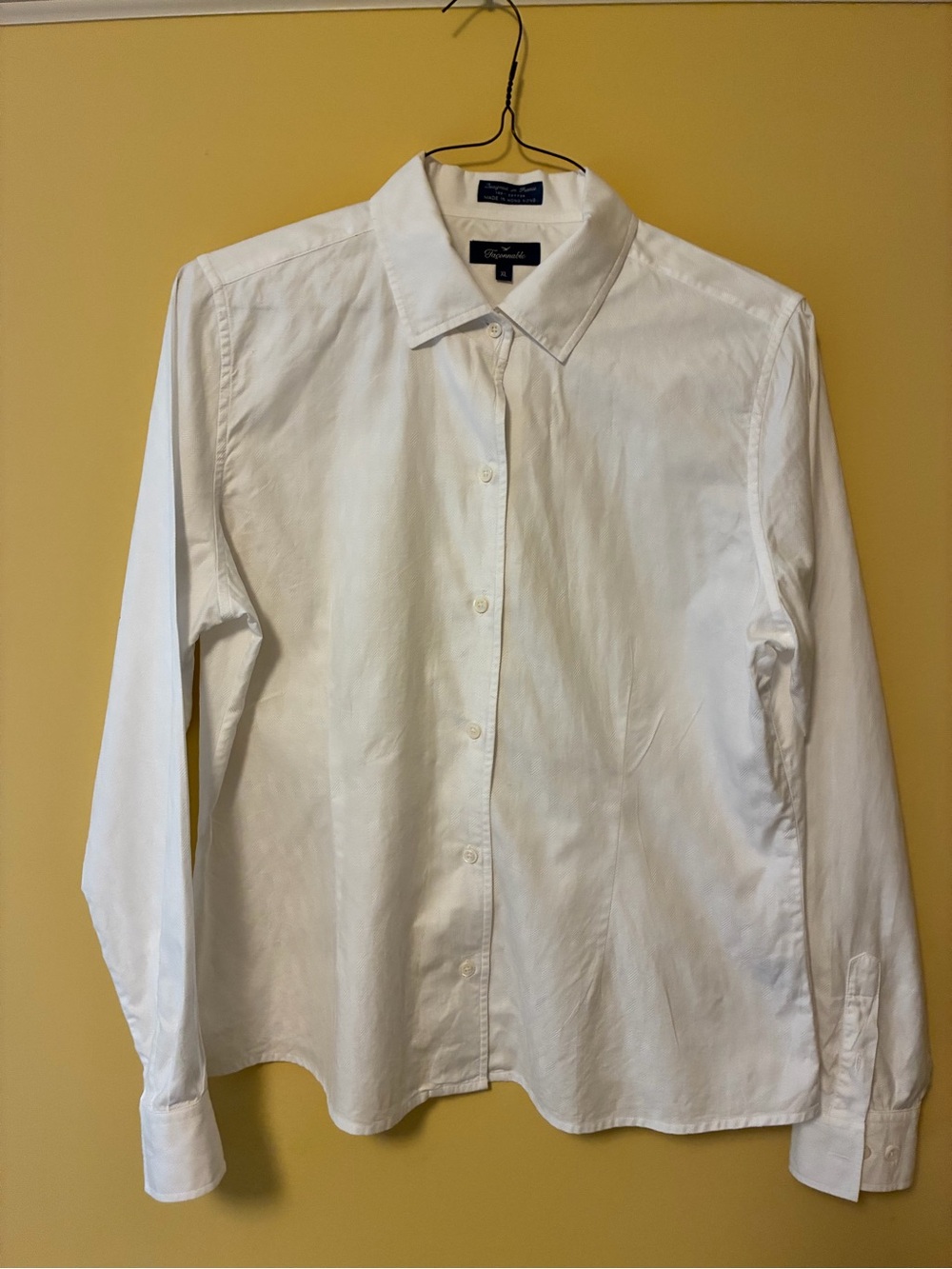 Faconnable White Women’s Button-Down Dress Shirt